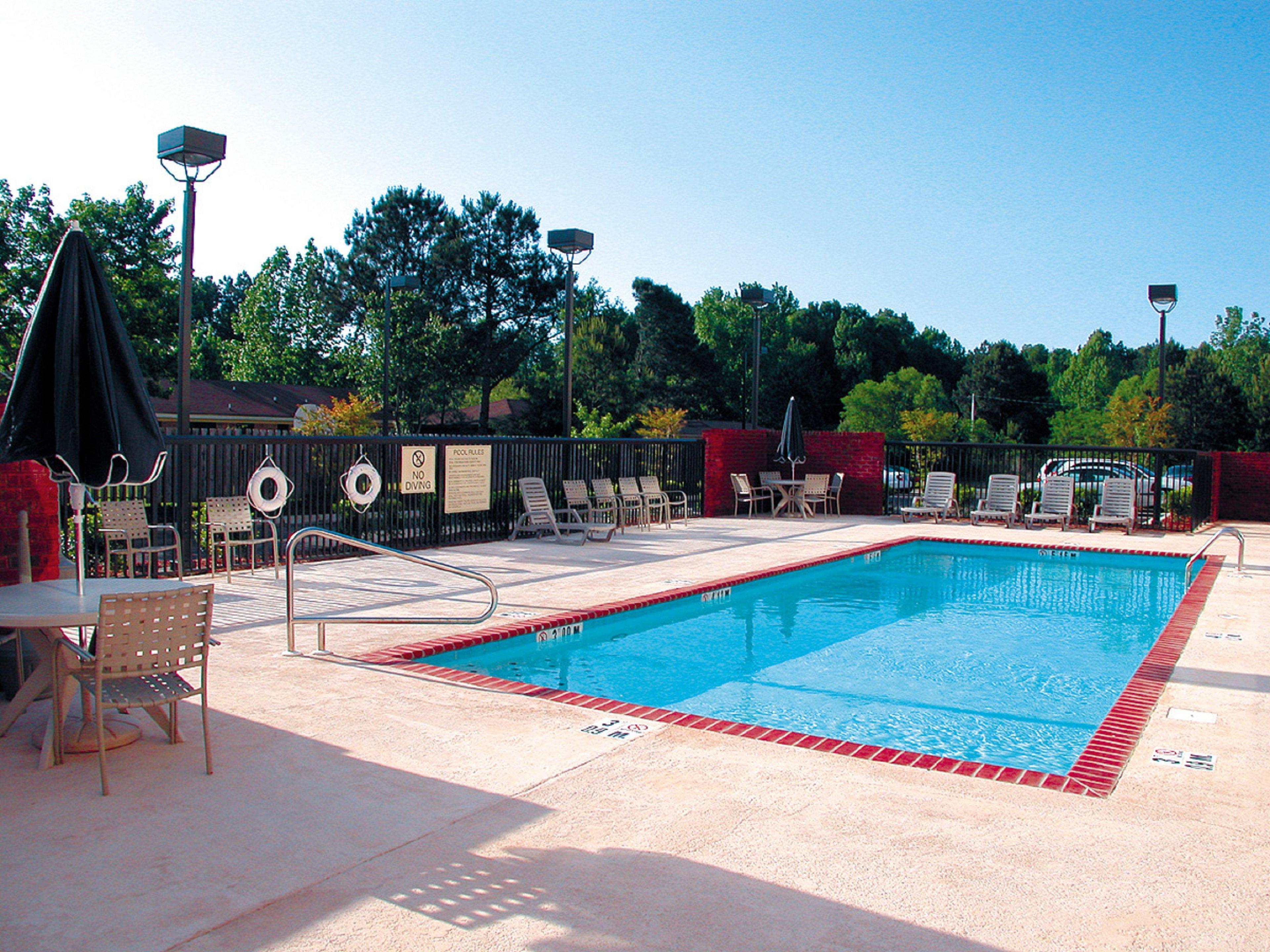 Holiday Inn Express & Suites Tupelo By Ihg Exterior photo