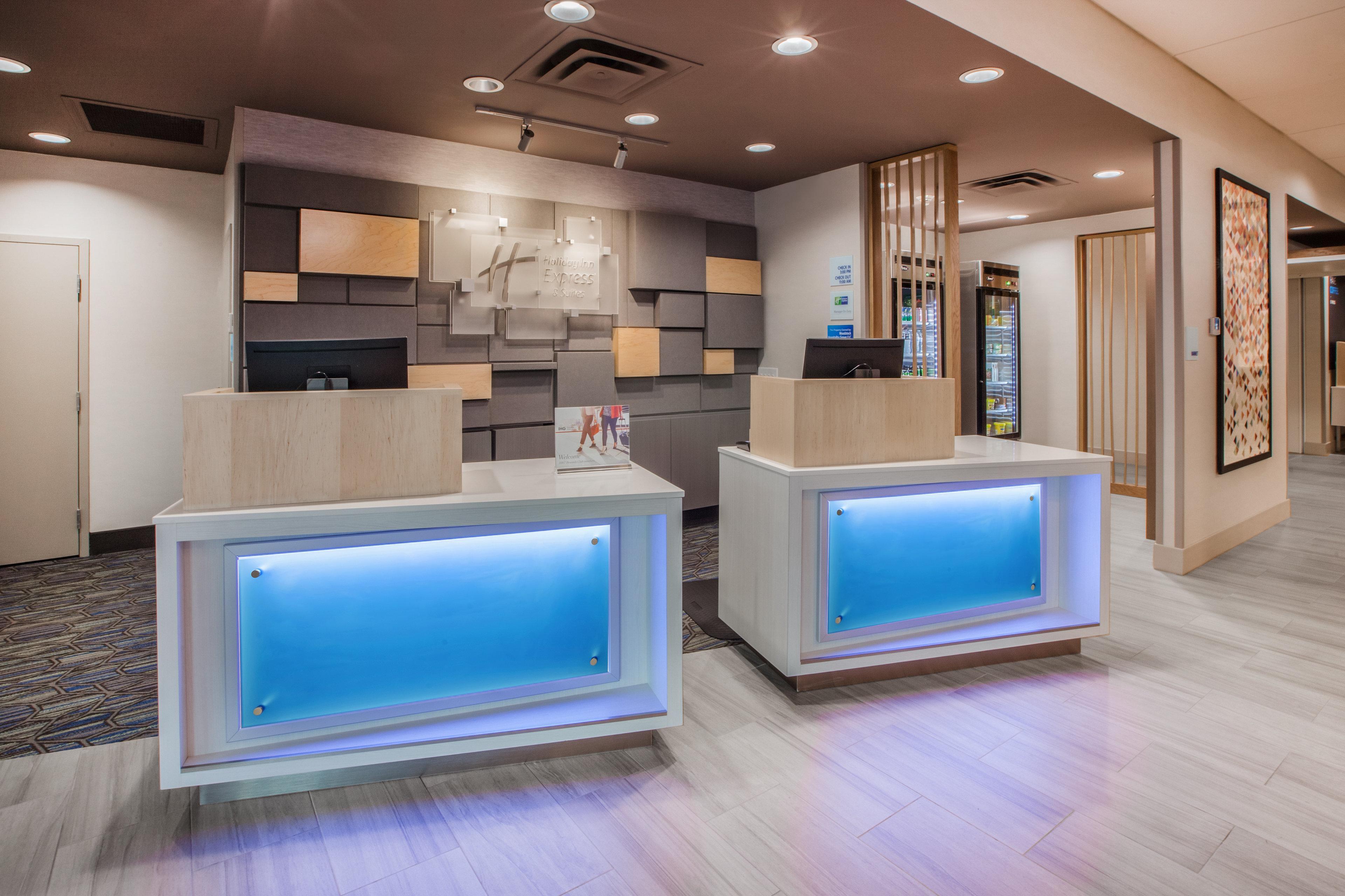 Holiday Inn Express & Suites Tupelo By Ihg Exterior photo